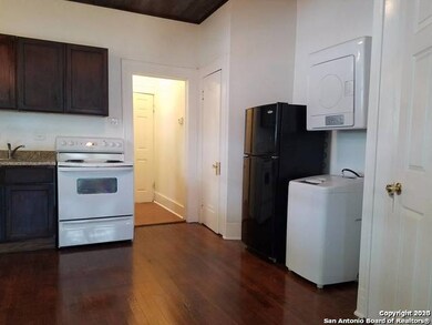 826 E Erie Ave unit A, San Antonio, TX 78212 - photo 5