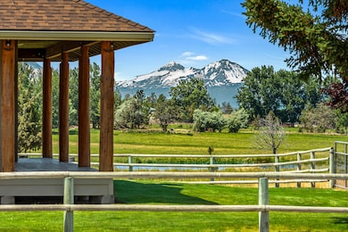 10934 SW Fleming Rd, Powell Butte, OR 97753 - photo 2