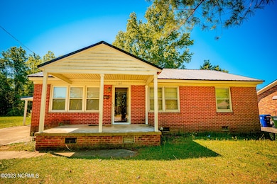 1105 Sycamore Rd, Kinston, NC 28501 - photo 2