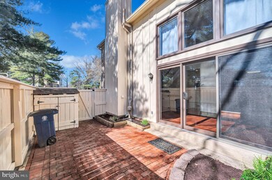 9315 Grazing Terrace, Montgomery Village, MD 20886 - photo 5