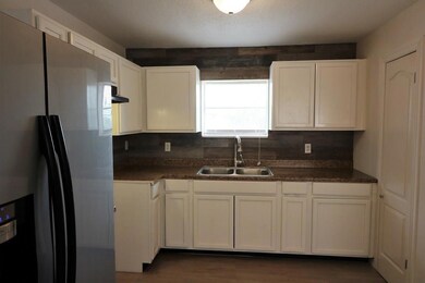 306 Kelvin Ave, El Paso, TX 79915 - photo 7