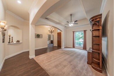 8113 Thornwood Dr, North Richland Hills, TX 76182 - photo 5