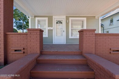 1557 Indiana Ave, Toledo, OH 43607 - photo 4