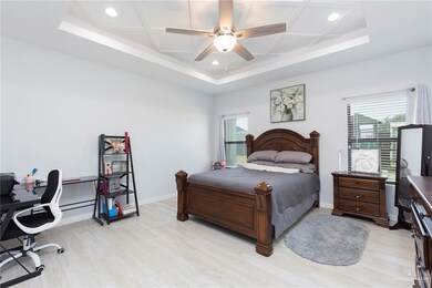 5709 N Mile 6 1 2 W, Weslaco, TX 78599 - photo 4