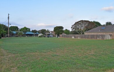 611 W Hackberry St unit 27, Fredericksburg, TX 78624 - photo 5