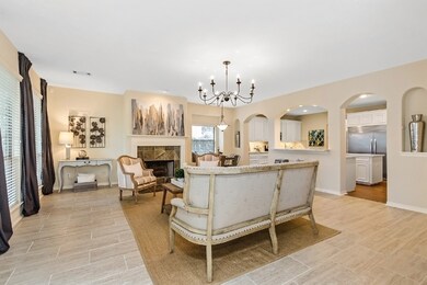 1082 Gardenia Dr, Houston, TX 77018 - photo 3