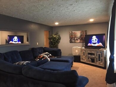 3886 Gilroy Rd, Columbus, OH 43227 - photo 3