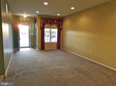 184 Pennsbury Ln, Woodbury, NJ 08096 - photo 5