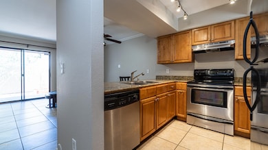 1065 W 1st St #101-5