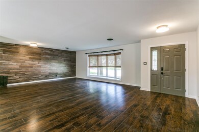 700 Annette Dr, Bedford, TX 76022 - photo 5