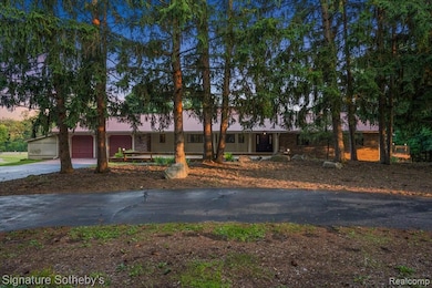 7255 E Baldwin Rd, Grand Blanc, MI 48439 - photo 3