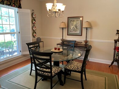 Formal Dining
