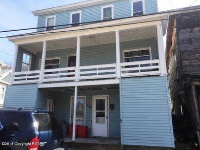 428 E Kline Ave, Lansford, PA 18232 - photo 2