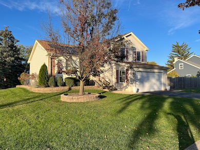 1094 Shady Tree Ln, Wheeling, IL 60090 - photo 2