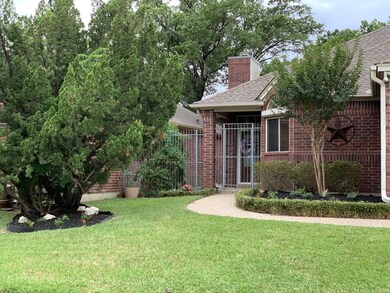 7207 W Hearthstone Green Dr, Houston, TX 77095 - photo 3