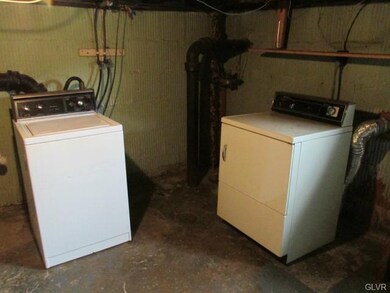 421 Maple St, Bethlehem, PA 18018 - photo 5