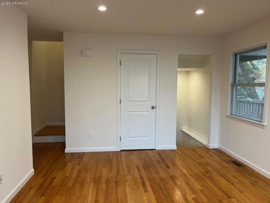 40 Corchaug Ave unit A, Port Washington, NY 11050 - photo 6