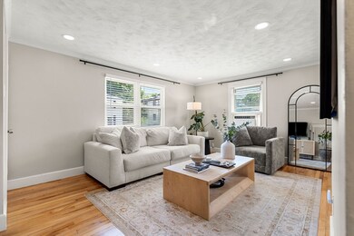 39 Grew Hill Rd unit 1, Roslindale, MA 02131 - photo 3