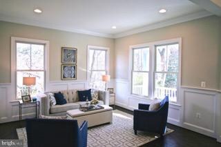 2408 Chestnut St, Falls Church, VA 22043 - photo 7