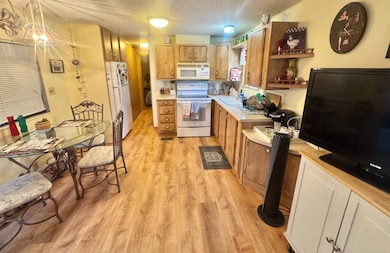 7201 E 32nd St unit 742, Yuma, AZ 85365 - photo 3