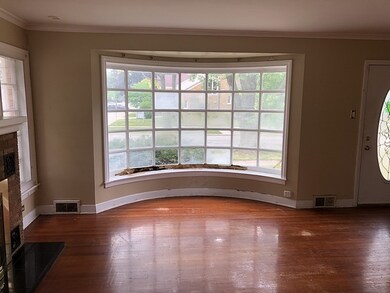 1102 Manchester Ave, Westchester, IL 60154 - photo 4