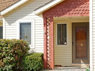 30 Robinwood Village, Saylorsburg, PA 18353 - photo 3