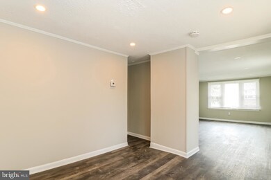 215 Zeppelin Ave, Brooklyn, MD 21225 - photo 6