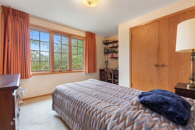 104 W Adams St, Elmhurst, IL 60126 - photo 2