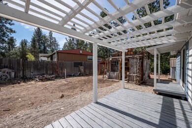 60933 Ridge Dr, Bend, OR 97702 - photo 4