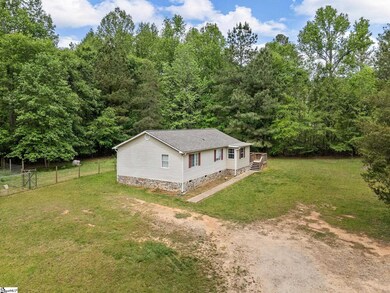 250 E Blackstock Rd, Enoree, SC 29335 - photo 2