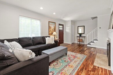 1920 Riverside Drive-8.jpg-SMALL