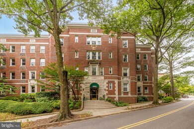 2801 Adams Mill Rd NW unit 408, Washington, DC 20009 - photo 2