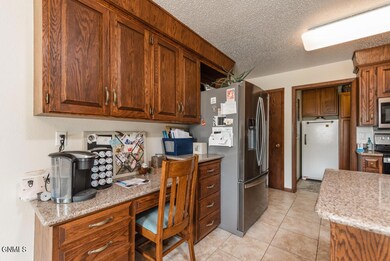 610 N 25th St MLS-10