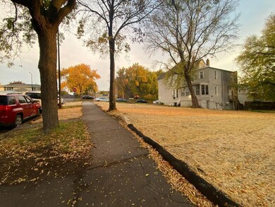 594 Brunson St, Saint Paul, MN 55130 - photo 2