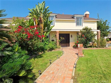 4255 Clubhouse Dr, Lakewood, CA 90712 - photo 2