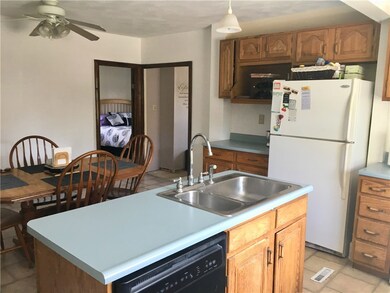 140 Baxter St, Pawtucket, RI 02861 - photo 6