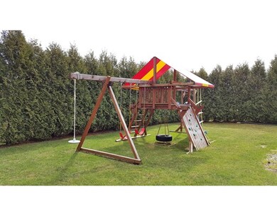 26 Cataumet Ln, West Springfield, MA 01089 - photo 4