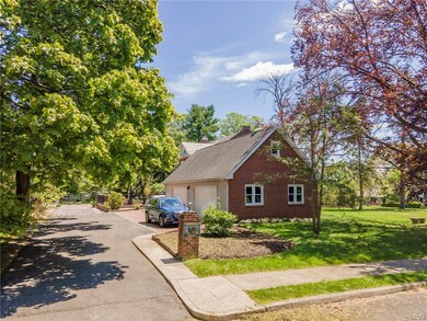 BACK PRIVATE ST TO THE PROPERTY