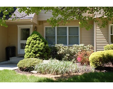 34 Rosslare Dr unit 108, Worcester, MA 01602 - photo 2