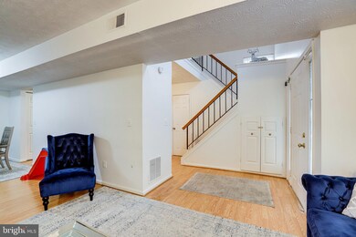 14007C Grumble Jones Ct, Centreville, VA 20121 - photo 4