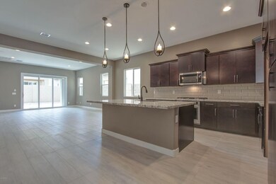 005_KitchenGreat Room