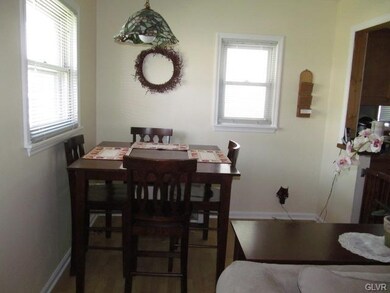 1437 Crestwood Rd, Bethlehem, PA 18018 - photo 5