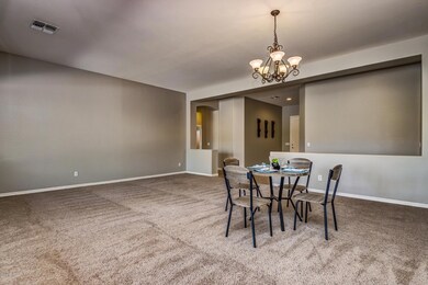 Open, Ideal for entertaining