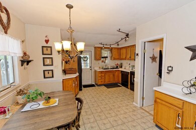 5 Vigars Place, Albany, NY 12205 - photo 7