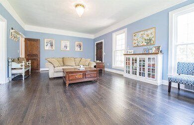 908 S Brittain St, Shelbyville, TN 37160 - photo 3