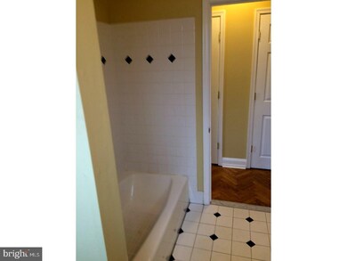 34 N Burlington St, Gloucester City, NJ 08030 - photo 5