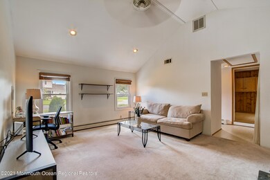 06-E Walnut Pl-006