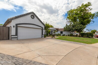 4229 E Holmes Cir, Mesa, AZ 85206 - photo 2