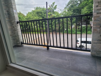 1311 Hamblen St unit B, Houston, TX 77009 - photo 3