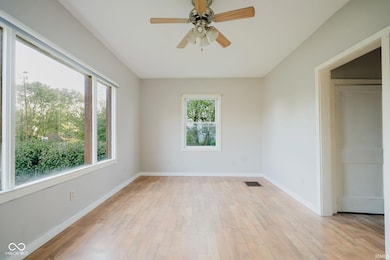 208 Washington St, Dunreith, IN 47337 - photo 7